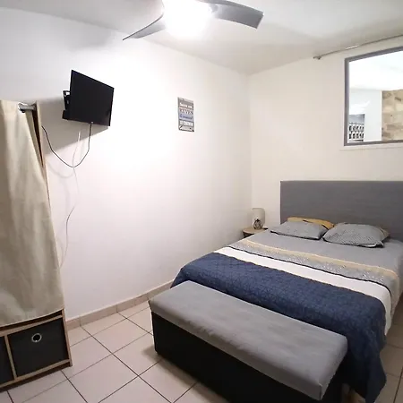 Grand T2 En Plein Centre Avec Parking Gratuit Nîmes